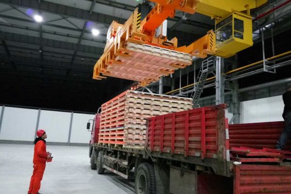 Sheet Stack Lifter for Truck loading /unloading