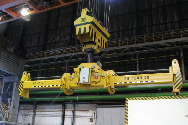 Electromotive Adjustable Lifting Beam