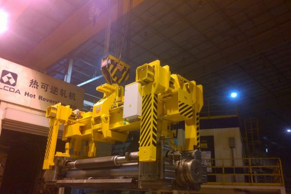 Electromotive Roll Mill Transport Grab