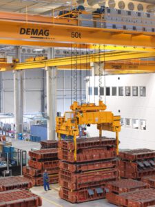 Intelligent load handling devices for process and automatic cranes / Intelligente Lastaufnahmemittel für Prozess- und Automatikkrane - Nordgreif GmbH